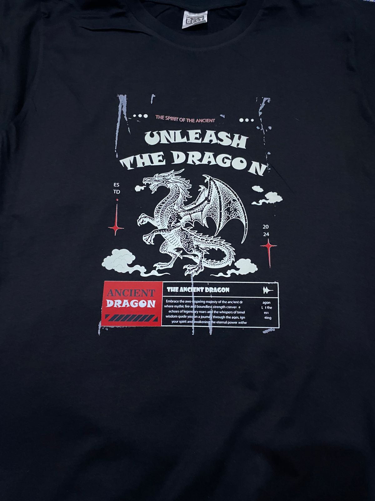 Black T-Shirt With Dragon Print Short Sleeves